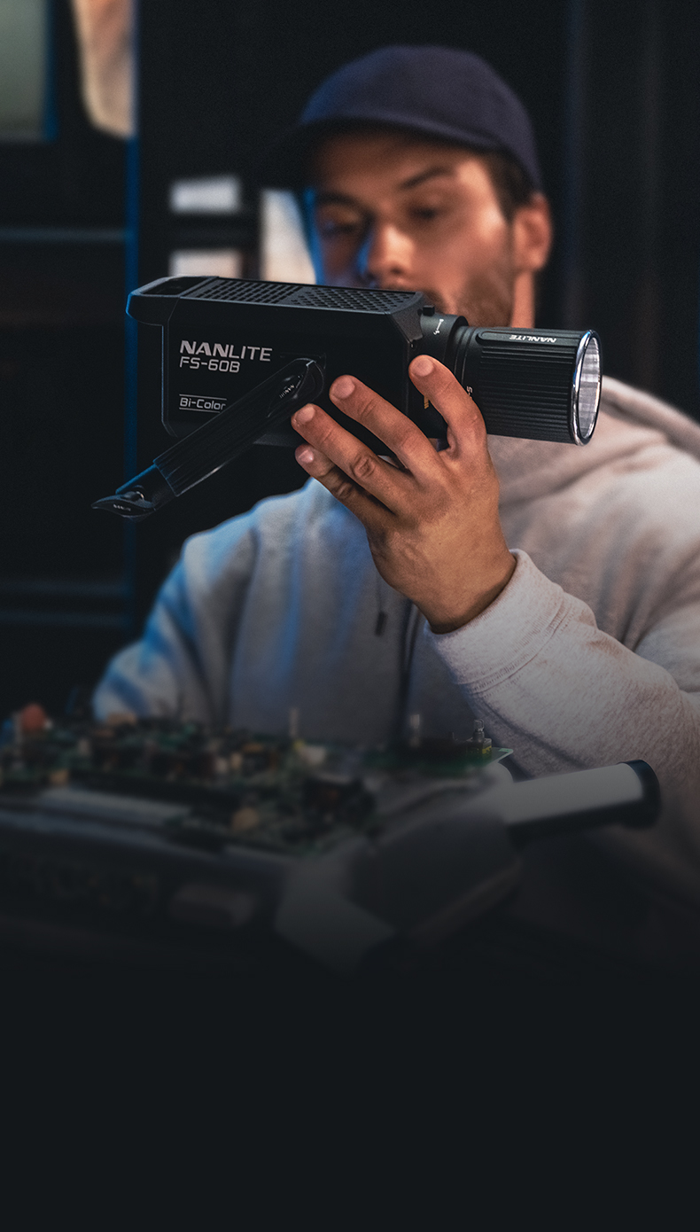 ビデオカメラ NANLITE FS-60B Nanlite FS-60B Bi-Color Studio Spotlight